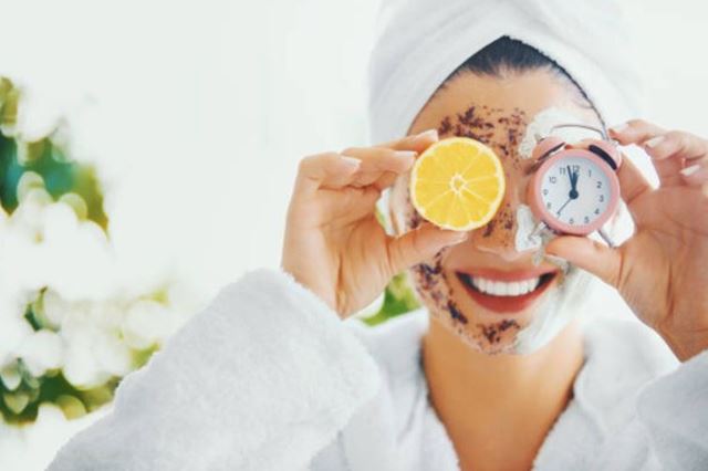 sagligagel-evde-yapabileceginiz-6-muhtesem-doğal-peeling-tarifi11