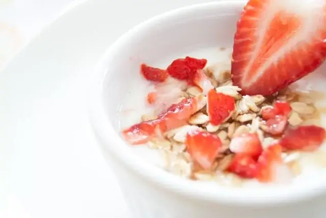 sagligagel-en-saglikli-zayiflama-yontemi-yogurt-diyeti33
