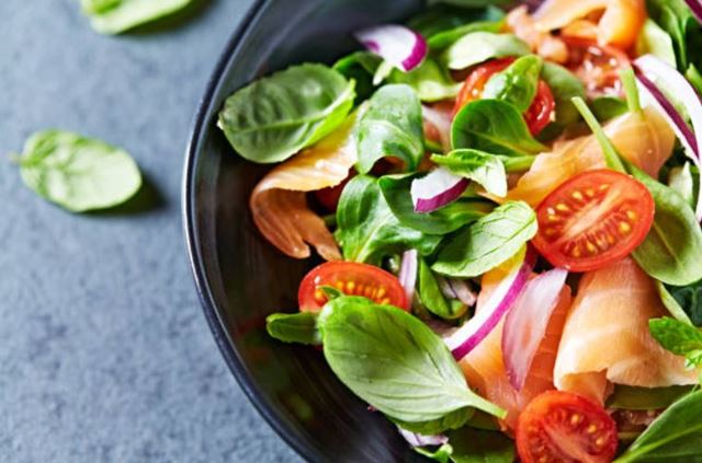 sagligagel-diyet-salata-enfes-diyet-salatalar2