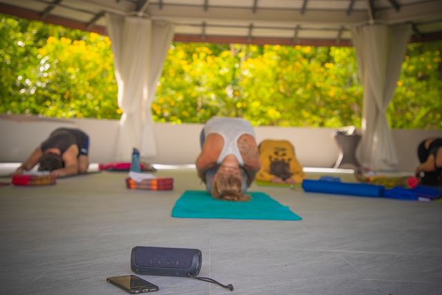 sagligagel-yeni-baslayanlar-icin-yoga-hareketleri-ve-5-adet-yoga-hareketi76