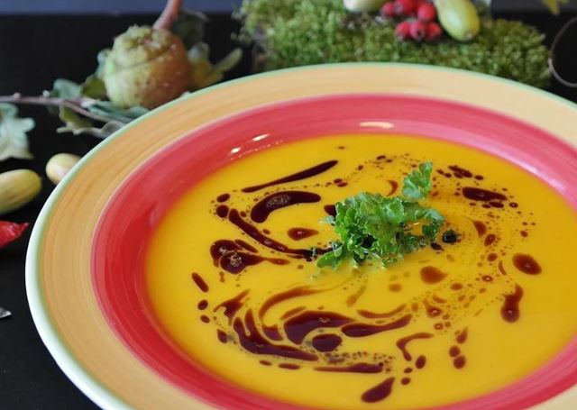 sagligagel-1-kepce-mercimek-corbasi-kac-kalori1
