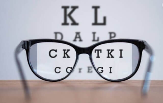 sagligagel-goz-bulanikligi-testi-nedir-nasil-yapilir-0